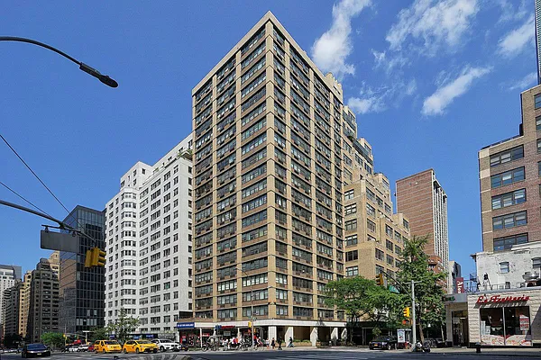 Sold by Compass | media 18