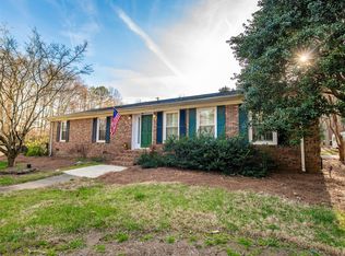 9005 Hood Rd, Charlotte, NC 28215