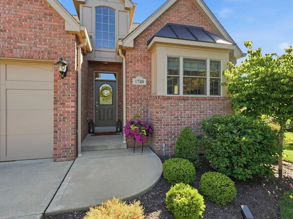 1749 Waterleaf Dr, Sewickley, PA 15143