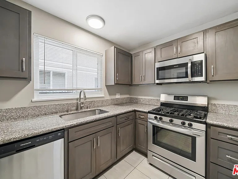 3646 Carmona Ave #1 — Photo 4