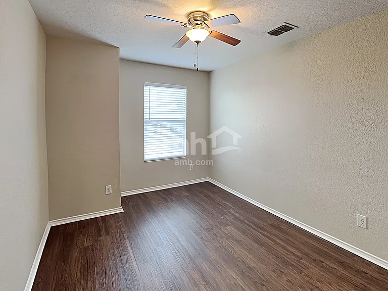 232 Willow Crst — Photo 17