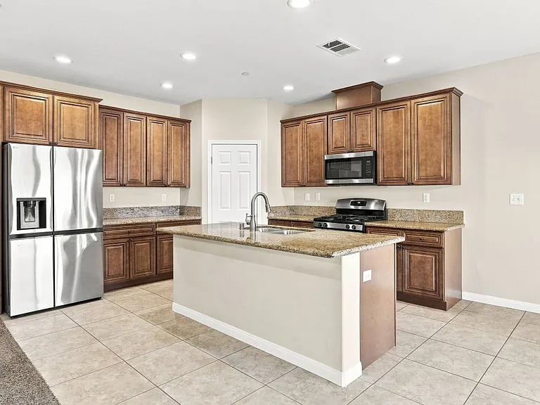 805 Mulberry St — Photo 10