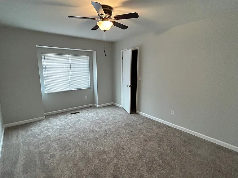 1677 Meyer Dr — Photo 8