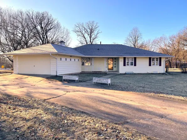 4241 Hickory St, Red Wing, MN 55066
