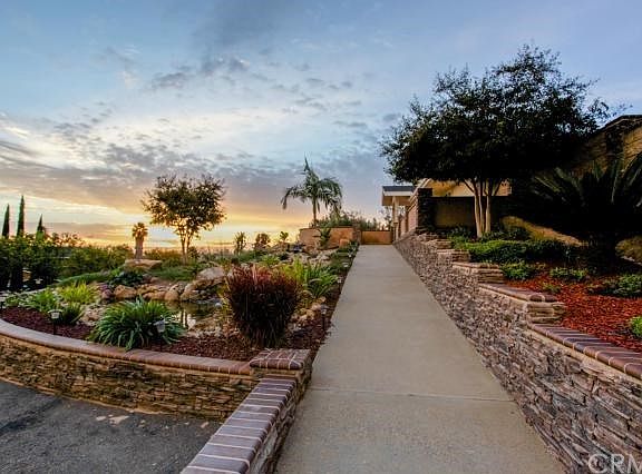 Landscape, hardscape & sunset views