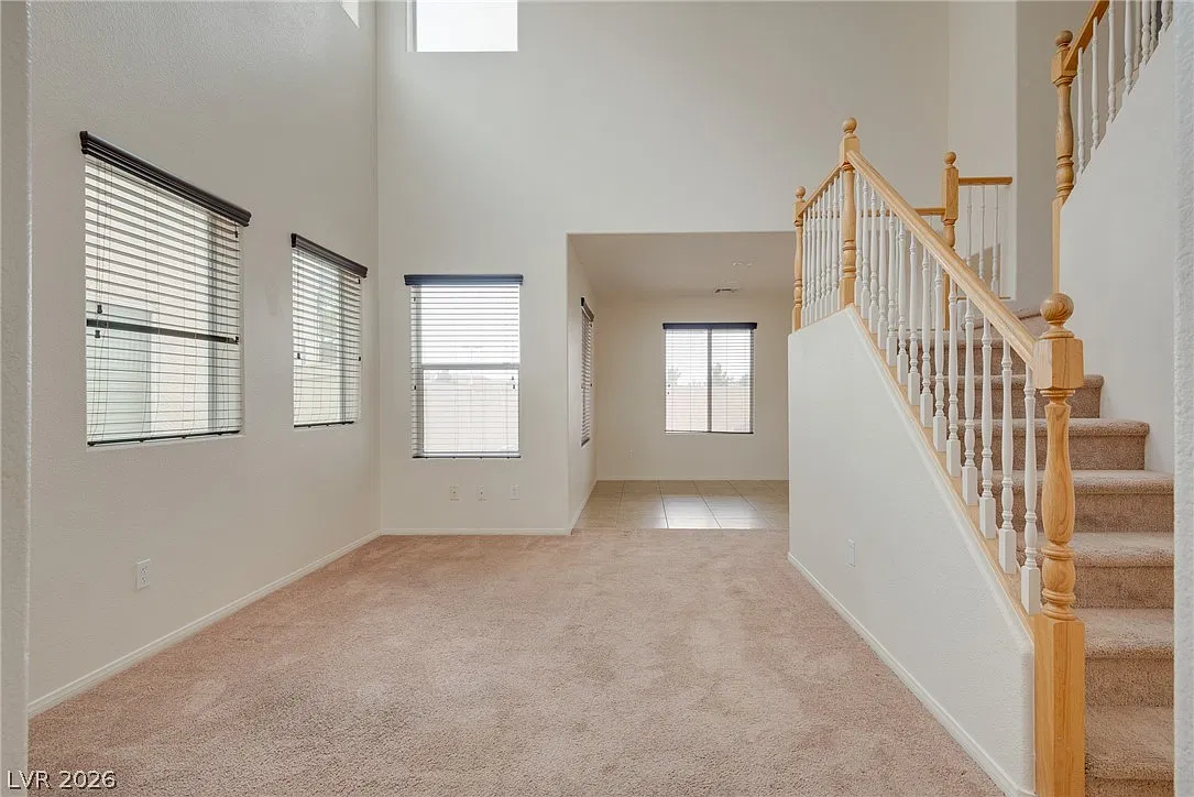 3 bed, 2.5 bath, 1763 sqft, $2,100 — Photo 4