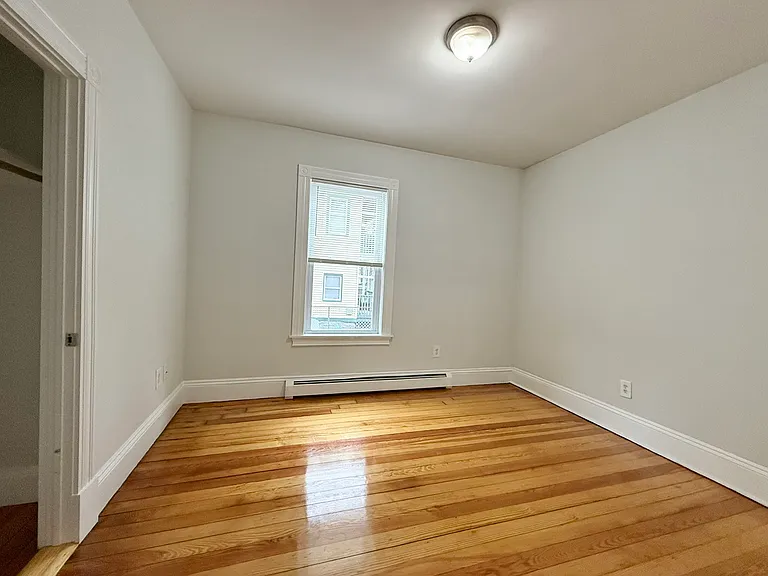 15 Romsey St #3 — Photo 8