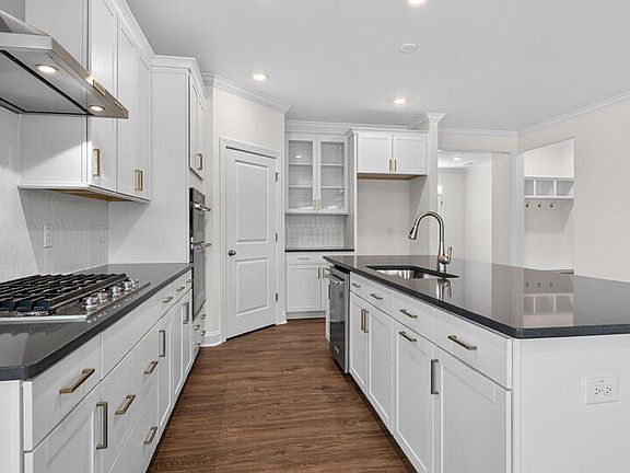 7th image of this home