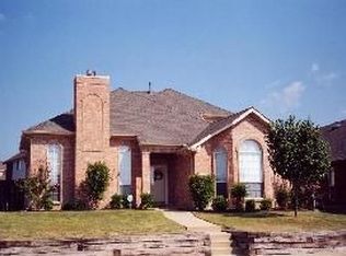 7106 Charleston Dr, Rowlett, TX 75089