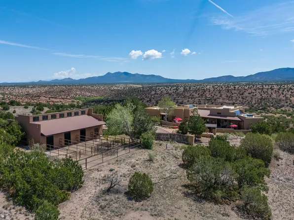 18 Via Alcalde, Sandia Park, NM 87047