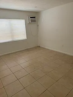 2285 NE 172nd St #15 — Photo 19