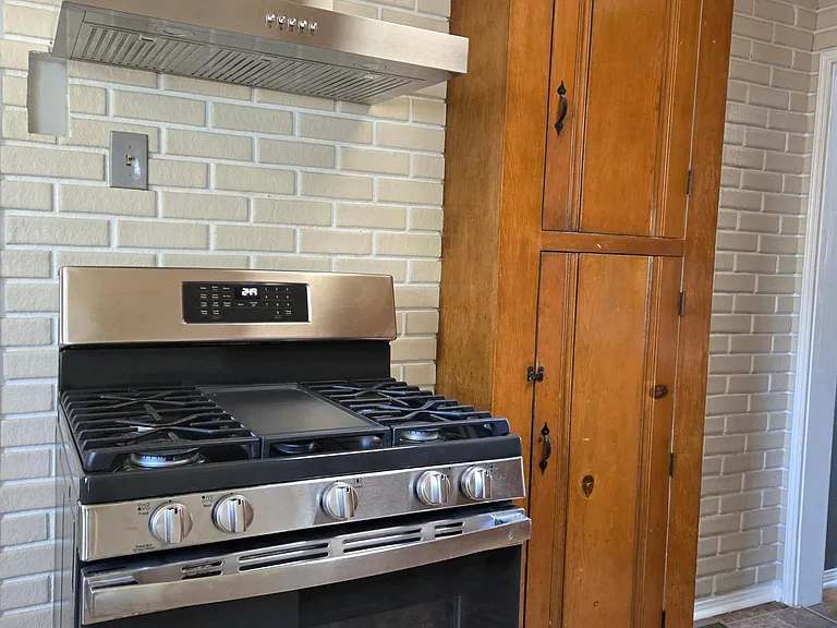 444 Gerona Ave — Photo 21