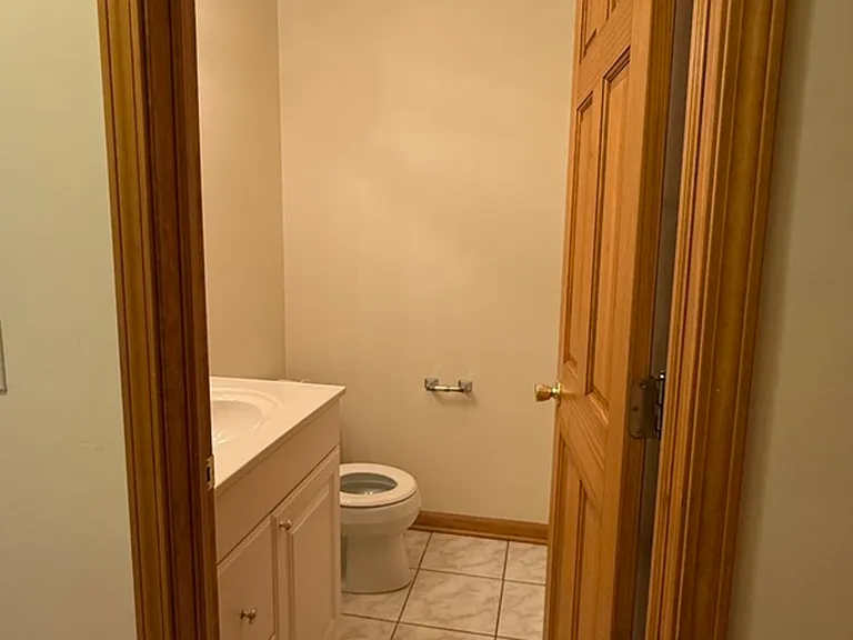 125 Maple Ct #1 — Photo 6
