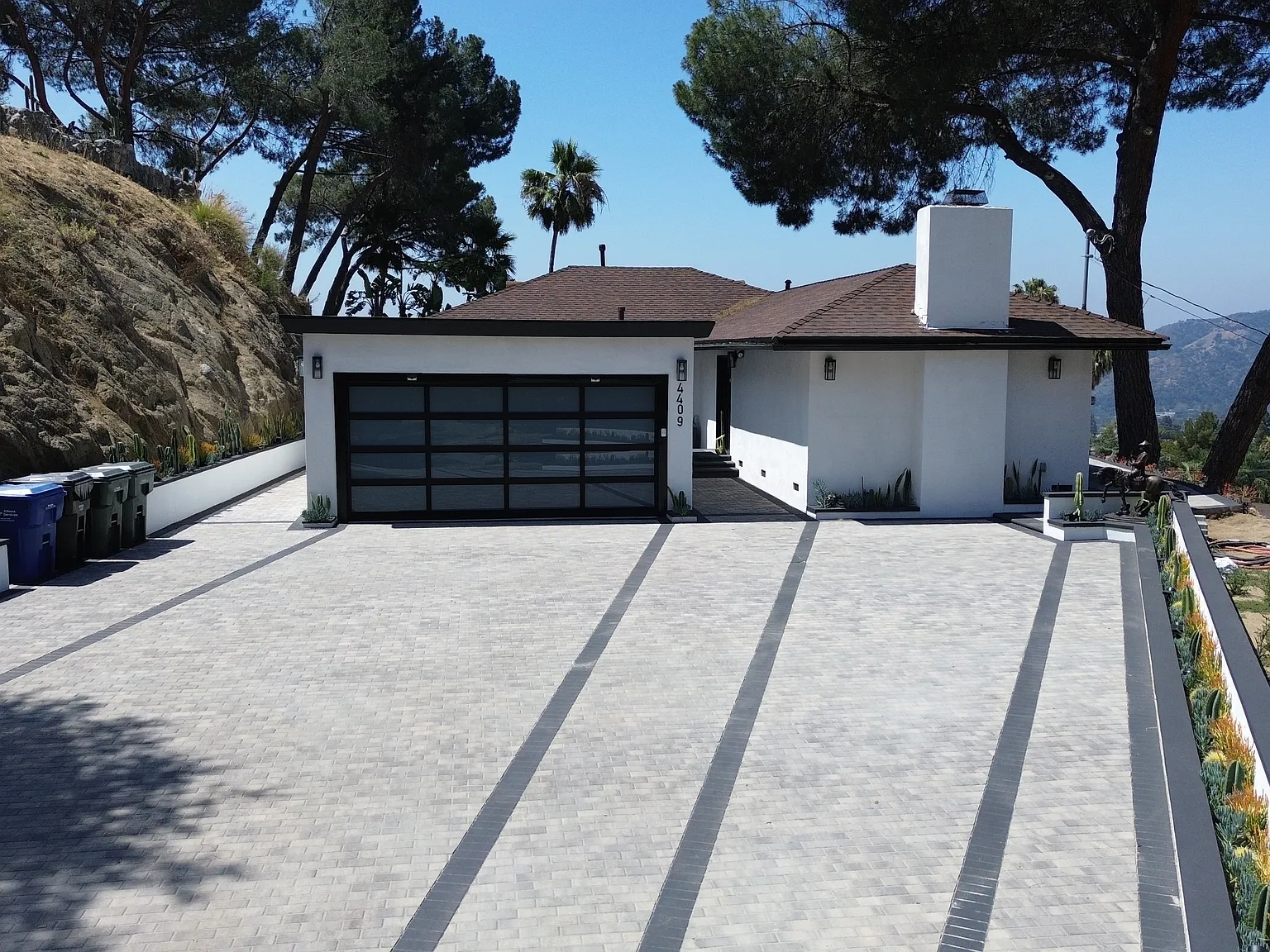 3 bed, 1504 sqft, $8,500 — Photo 1