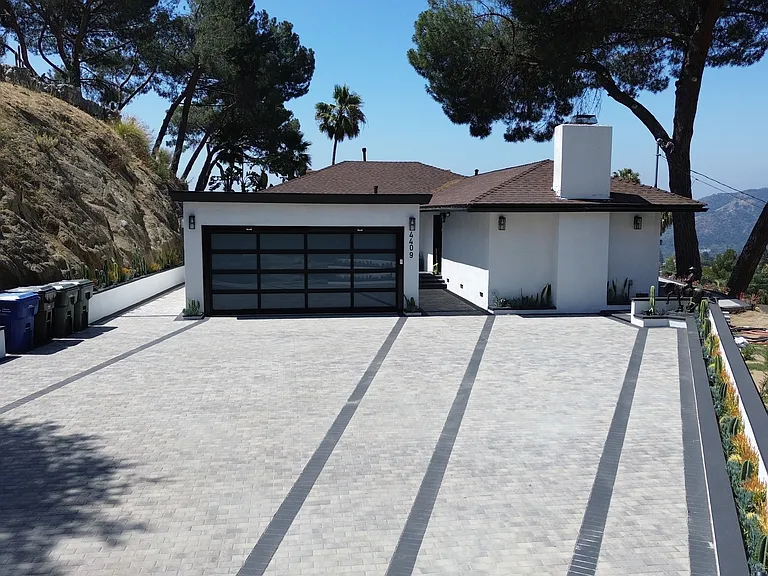 4409 Wyncrest Way — Photo 1