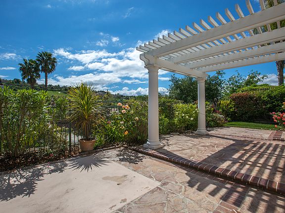 4th image of 5896 Pistoia Way