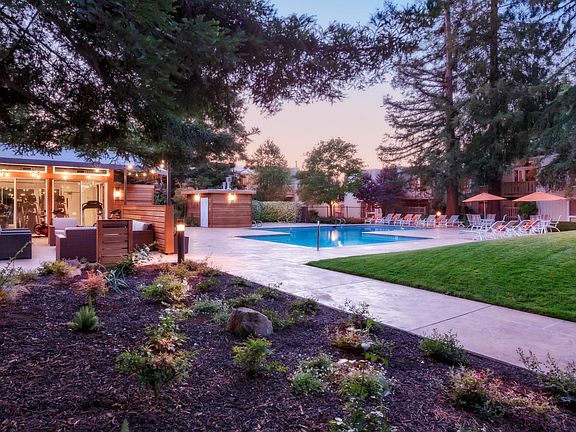 4th image of 4400 Albany Dr #1753034pt