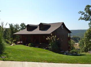 251 Pinnacle Cove Ln, Lampe, MO 65681