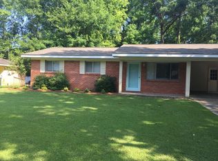 608 Sycamore St, Starkville, MS 39759