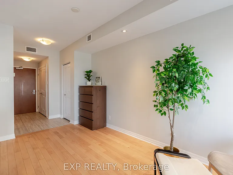 242 Rideau St #2308 — Photo 6