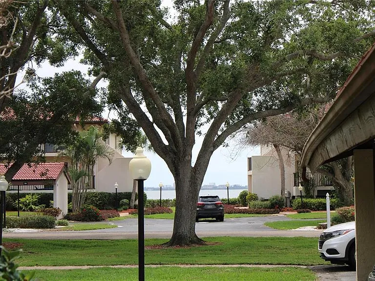 6472 Seagull Dr #306 — Photo 40