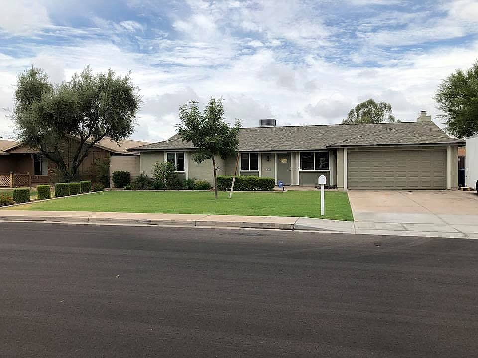 1st image of 1517 W El Alba Way