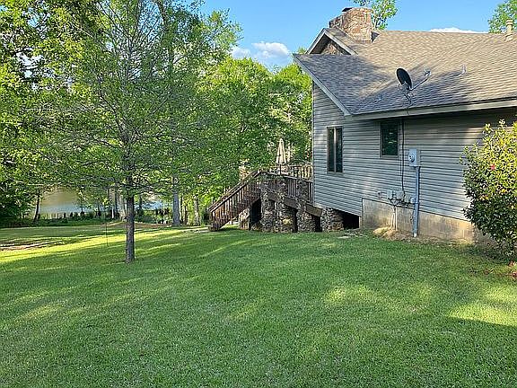 3rd image of 257 Northwood Dr