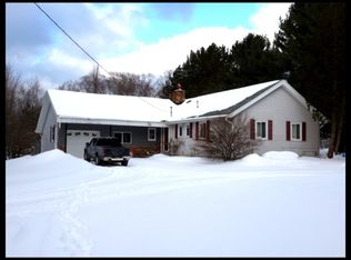 N7948 Koski Rd, Munising, MI 49862