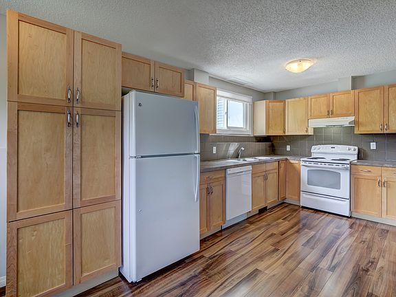 2nd image of 2415 9th St NW #B