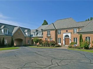 7325 Calley Ln, Novelty, OH 44072