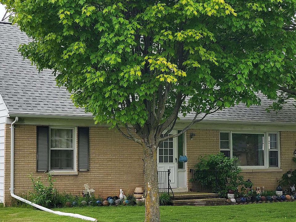 1st image of 1392 Linda Ave