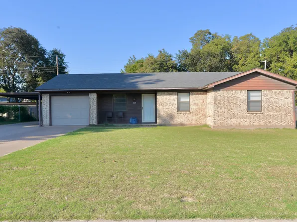 209 Dogwood Ln, Burkburnett, TX 76354
