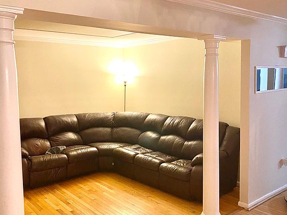 4th image of 7406 Hogarth Ct