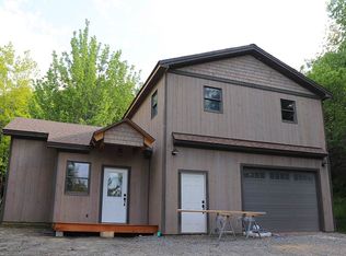 86 Apixia Way, Wolcott, VT 05680