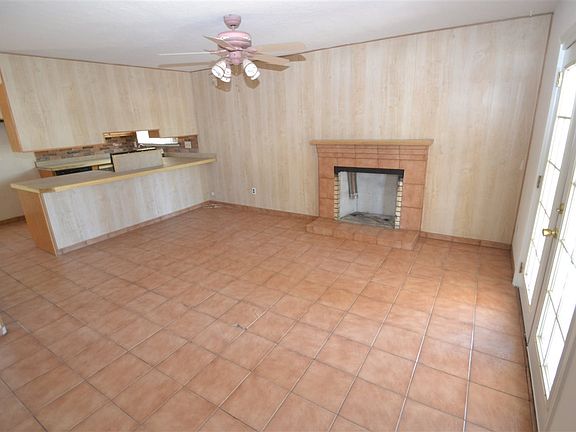 4th image of 3030 Calle Princesa Juana