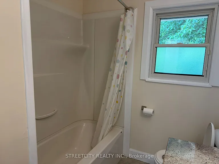 444 Scenic Dr — Photo 13