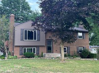 3145 List St NW, Massillon, OH 44646