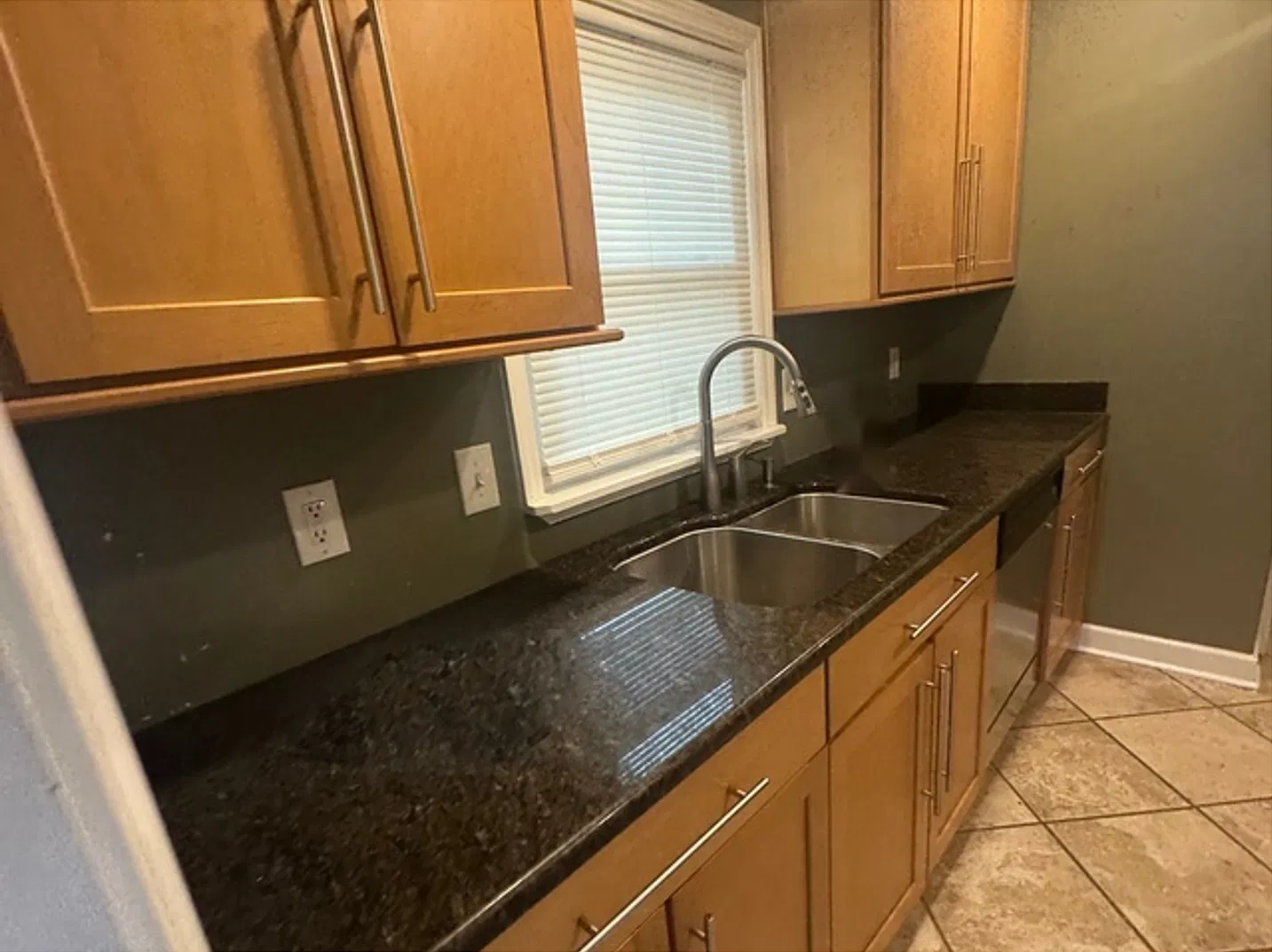 Welcome to 4618 Willow Road! — Photo 2
