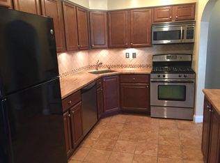 308 Michael Ct, Woodbridge, NJ 07095
