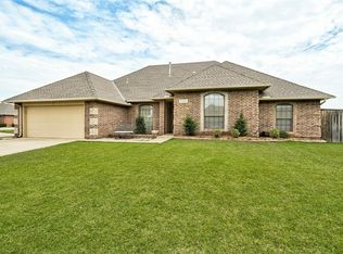 11220 Kingsgate Dr, Oklahoma City, OK 73170