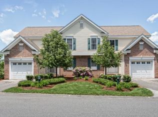 2 Cabernet Dr UNIT 1, Concord, NH 03303
