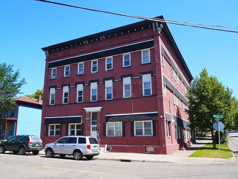 348 Maria Ave — Photo 1