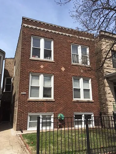 1042 W George St #2R Photo 1