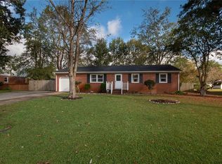 436 Warhawks Rd, Chesapeake, VA 23322