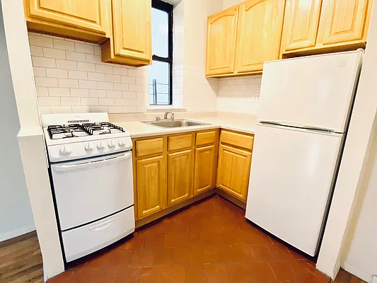 Rented by Compass | media 20