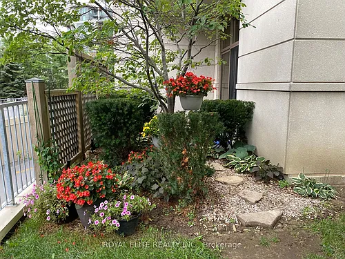 39 Galleria Pkwy Photo 1