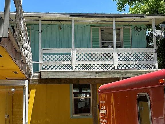 5th image of 563 Coconut Ave