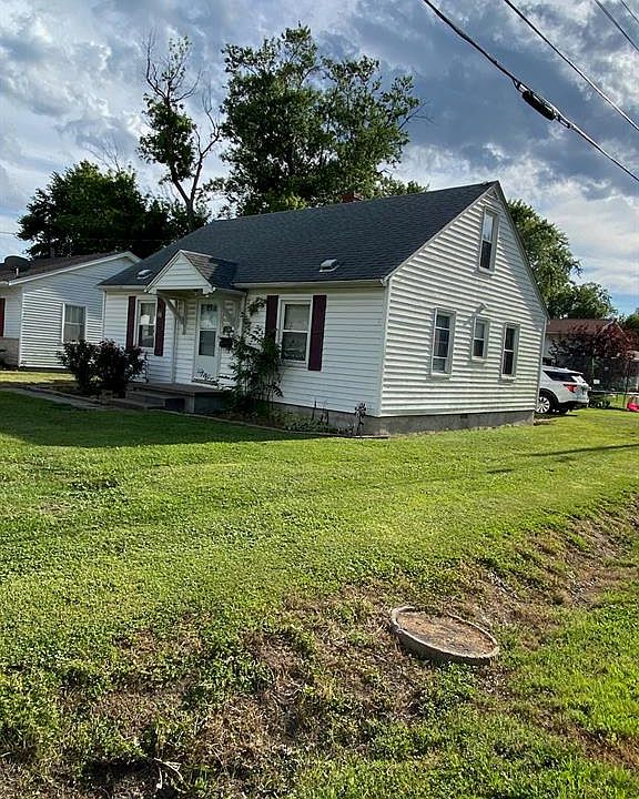 1st image of 108 Ferguson St