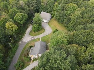 9 Eastwoods Rd, Kennebunk, ME 04043