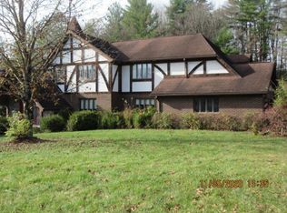 105 Briarwood Ln, Beckley, WV 25801